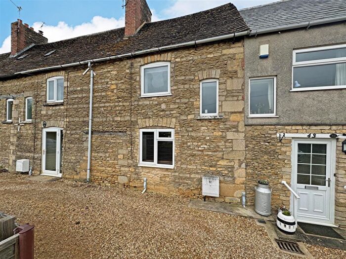 2 Bedroom Cottage For Sale In Main Road, Uffington, Nr Stamford, PE9