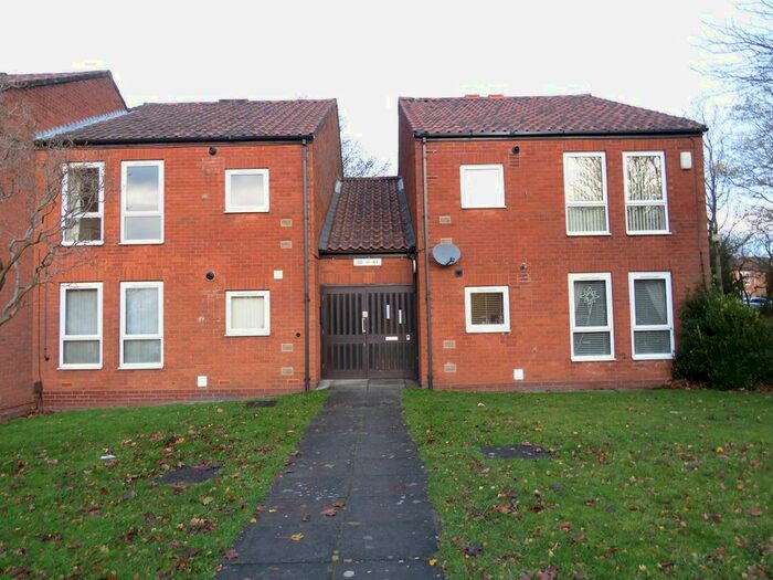 2 Bedroom Flat To Rent In Hodnell Close, Castle Bromwich, Birmingham B36