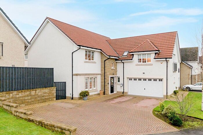 5 Bedroom Detached House For Sale In Young Crescent, Larbert, FK5