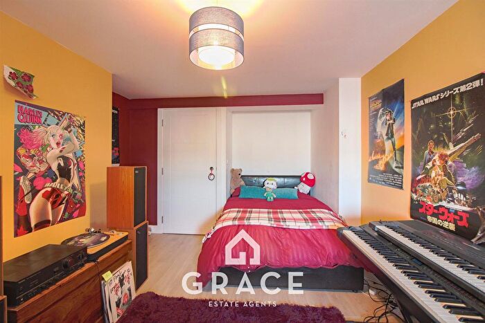 3 Bedroom Flat For Sale In Wentworth House, Ipswich, IP2