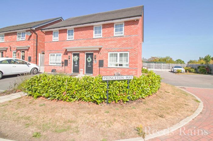 3 Bedroom Semi-Detached House For Sale In Princeton Way, Ellesmere Port, Cheshire, CH65