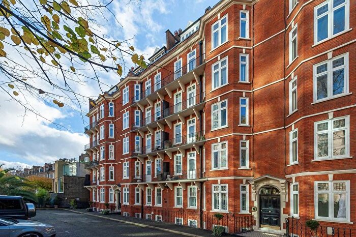 3 Bedroom Flat To Rent In Addison Bridge Place, London, W14