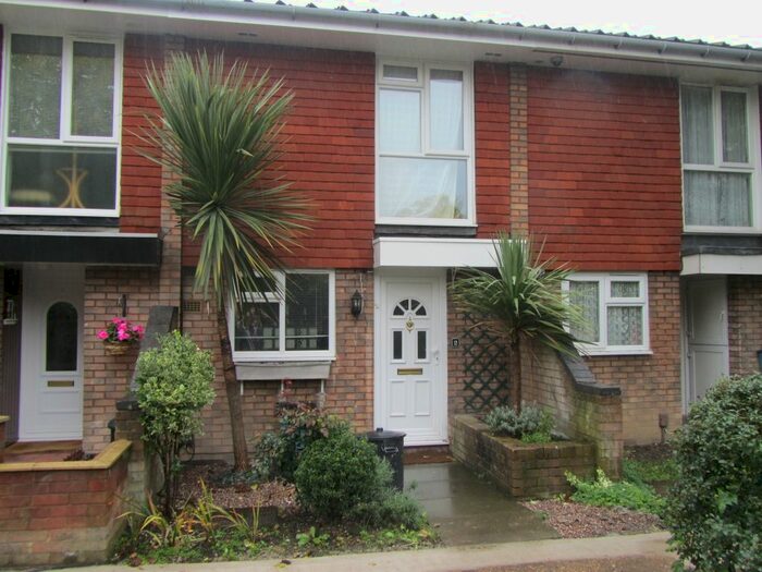 2 Bedroom Terraced House To Rent In Garrick Crescent, Park Hill Village, Croydon, CR0