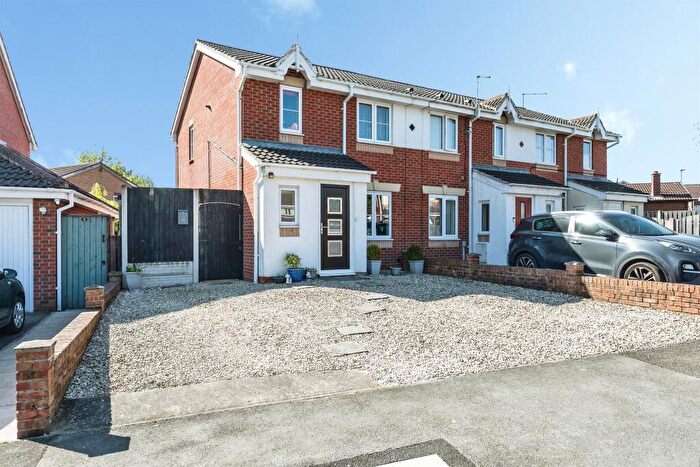 3 Bedroom Semi-Detached House For Sale In Manor Fields, Great Houghton, Barnsley, S72