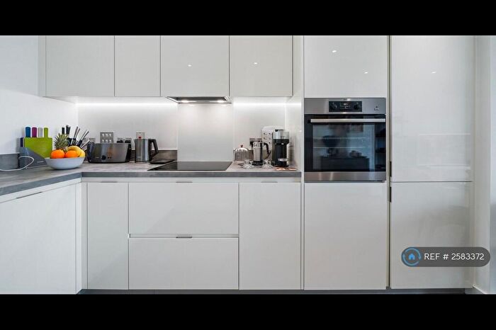 1 Bedroom Flat To Rent In Madeira Street, London, E14