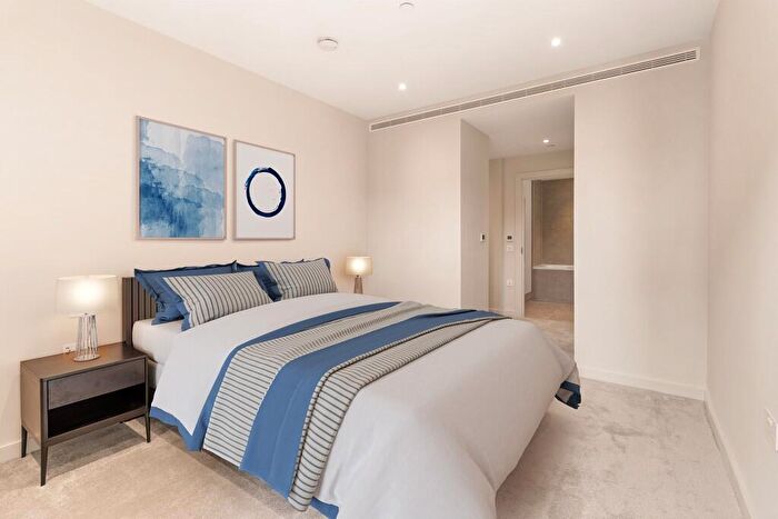 2 Bedroom Apartment To Rent In Nine Elms Lane, London, SW11