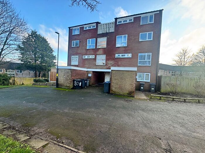 2 Bedroom Flat To Rent In Four Acres, Quinton, Birmingham, B32
