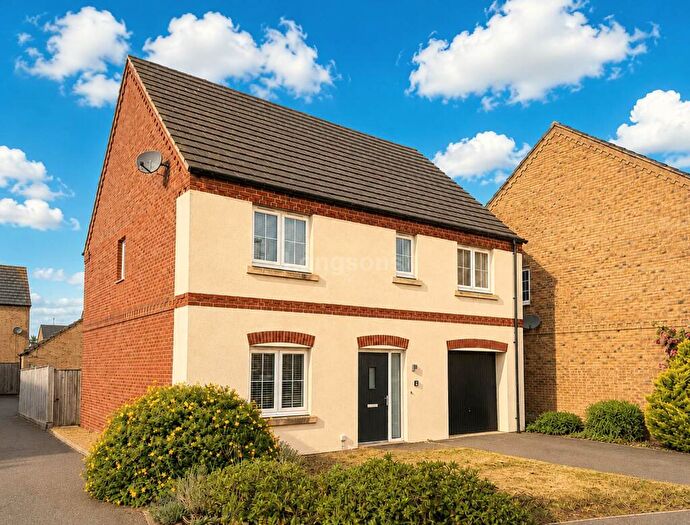 4 Bedroom Detached House For Sale In Kendle Road, Swaffham, PE37