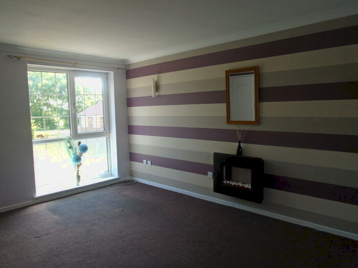 2 Bedroom Flat To Rent In Kelsey Gardens, Bessacarr, DN4