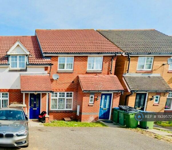3 Bedroom End Of Terrace House To Rent In Greenhaven Drive, London, SE28