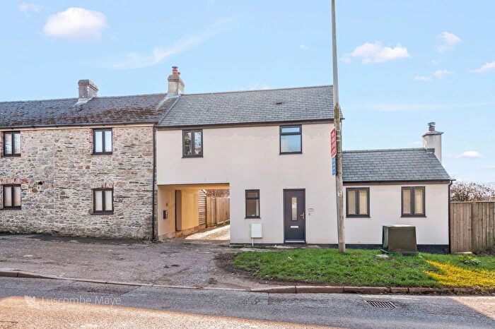 3 Bedroom Cottage For Sale In Filham, Ivybridge, PL21