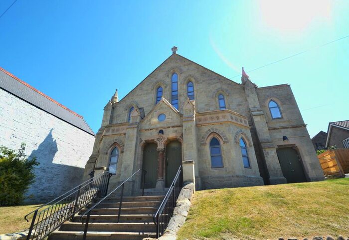 2 Bedroom Flat To Rent In High Street, Ventnor, PO38