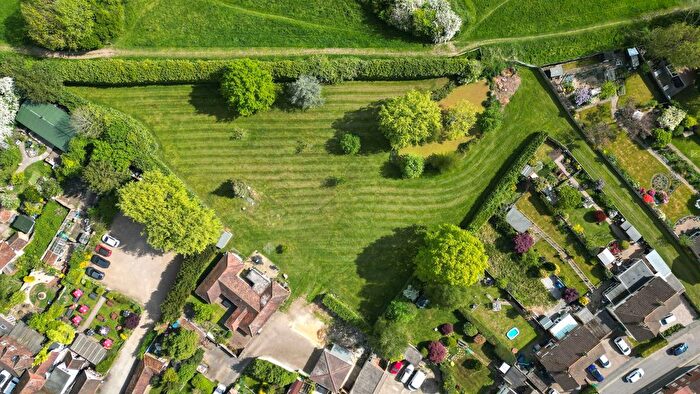 4 Bedroom Detached House For Sale In High Street, Edenbridge, TN8