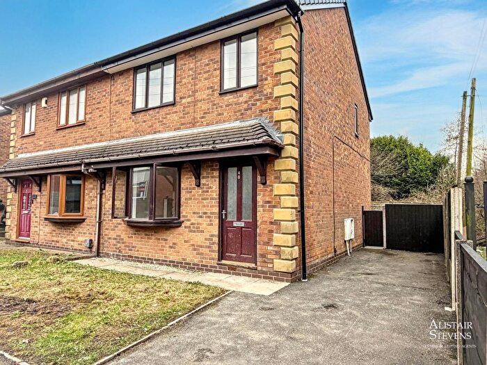 3 Bedroom Semi Detached House For Sale In Hebron Street, Royton, OL2