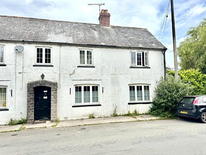 4 Bedroom End Of Terrace House For Sale In Carpenters Arms, Leigh, Sherborne, DT9