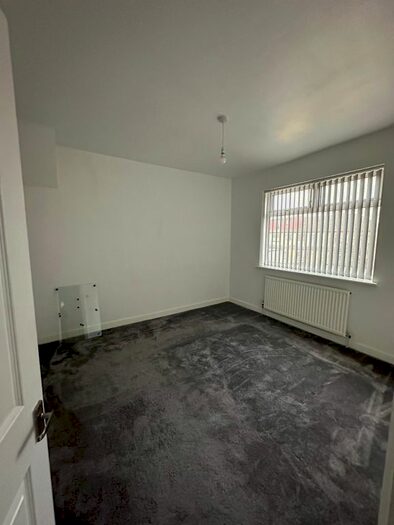 3 Bedroom Terraced House To Rent In Mount Road, Dagenham, RM8