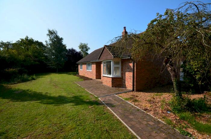 4 Bedroom Detached Bungalow For Sale In Little Staughton Road, Colmworth, Bedford, MK44
