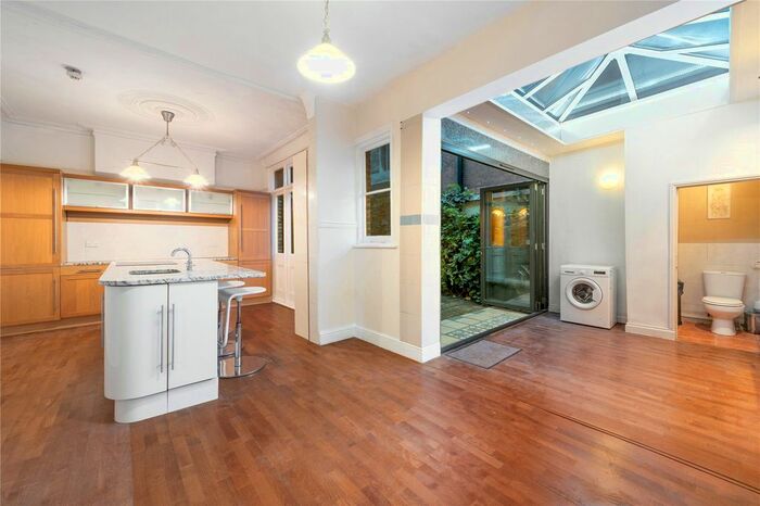 4 Bedroom Property To Rent In Merton Avenue, Chiswick, W4