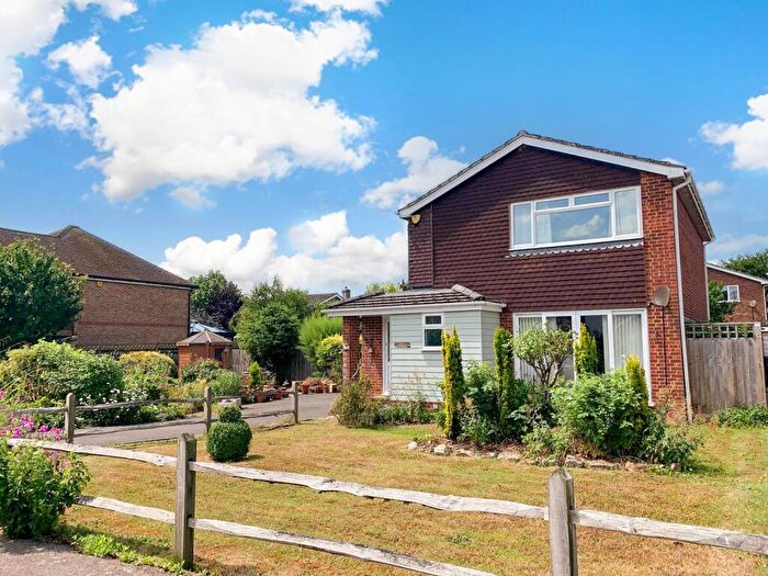 3 Bedroom Detached House For Sale In Church Lane, Upper Beeding, Steyning, West Sussex, BN44
