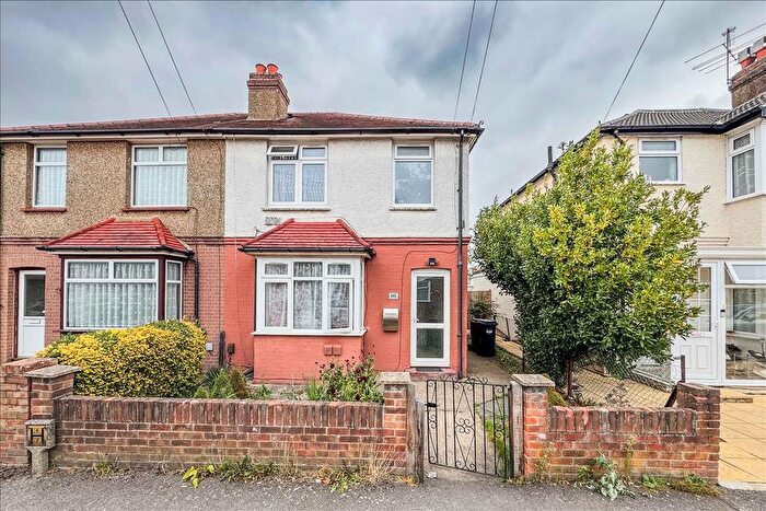 4 Bedroom Semi-Detached House For Sale In Gladstone Avenue, Feltham, Middlesex, TW14