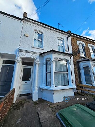 4 Bedroom Terraced House To Rent In Beaconsfield Road, London, N15