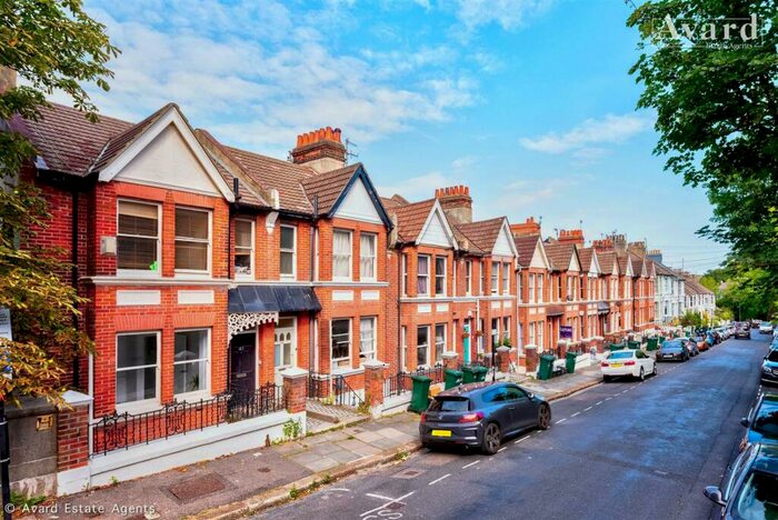 2 Bedroom Flat To Rent In Dyke Road Drive, Brighton, BN1