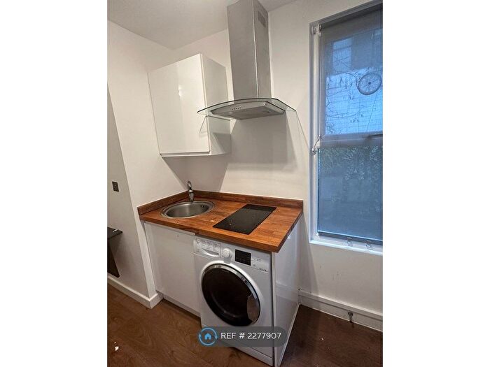 1 Bedroom Flat To Rent In Crouch Hill, London, N8