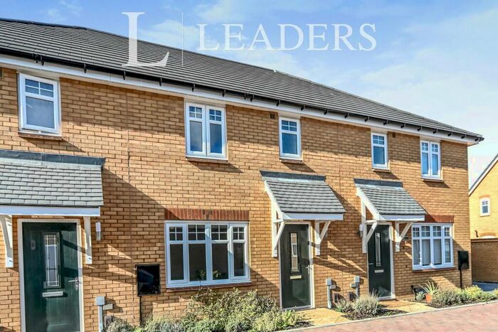 3 Bedroom End Of Terrace House To Rent In Lavender Lane, Wixams, MK42