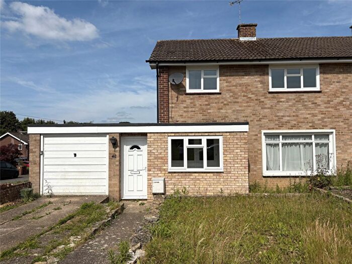 3 Bedroom Semi-Detached House For Sale In Guildford, Surrey, GU2