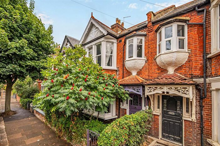 4 Bedroom Terraced House For Sale In Derwentwater Road, London, W3
