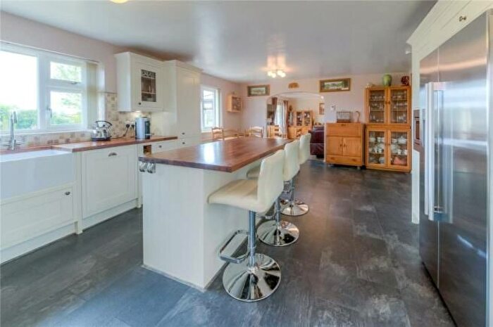 2 Bedroom Bungalow To Rent In Hillesden Road, Gawcott, MK18