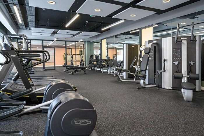 1 Bedroom Apartment To Rent In Queensway, Southampton, Hampshire, SO14