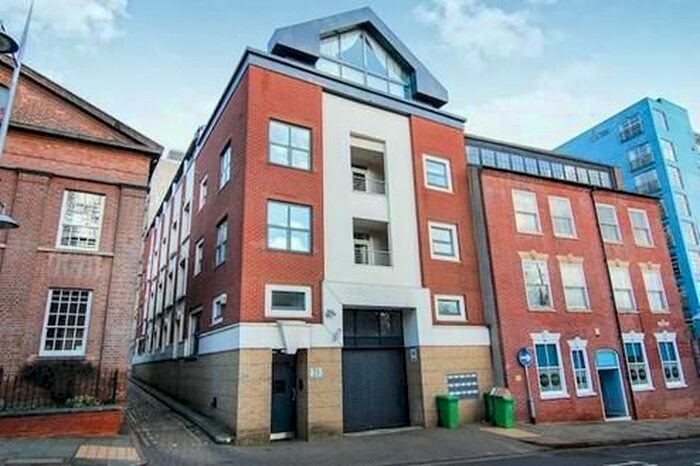2 Bedroom Flat To Rent In Barker Gate, Nottingham, NG1