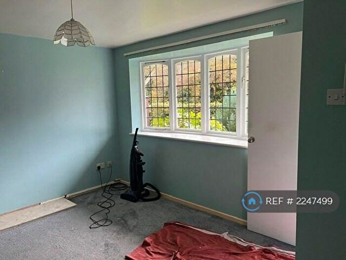 2 Bedroom End Of Terrace House To Rent In Thirlmere Close, Kettering, NN16