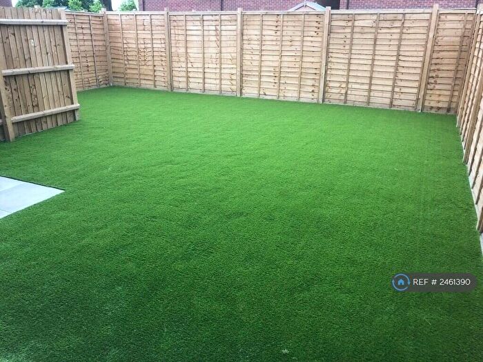 4 Bedroom Terraced House To Rent In Paignton Place, Coventry, CV2