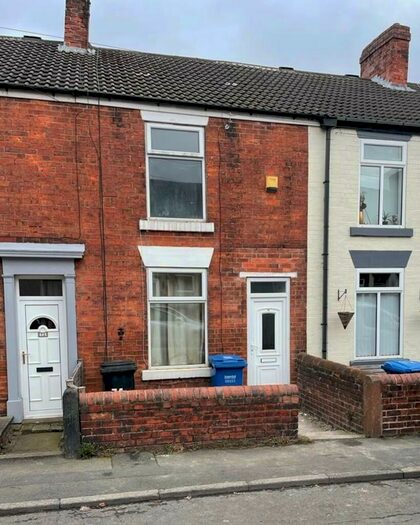 2 Bedroom Terraced House To Rent In South Street North, New Whittington, Chesterfield, S43