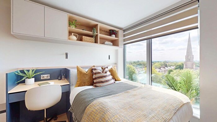 Studio To Rent In The Mall, London, W5