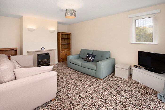 2 Bedroom Detached Bungalow For Sale In Grandison Avenue, Bishopsteignton, TQ14