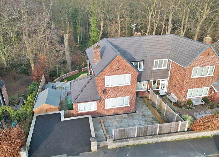 4 Bedroom Semi-Detached House For Sale In Low Wood Grove, Barnston, Wirral, CH61