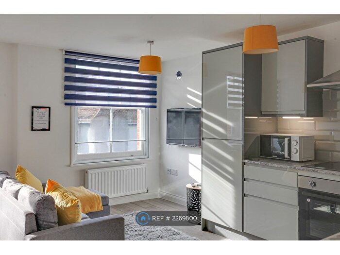 1 Bedroom Flat To Rent In Coggeshall Road, Braintree, CM7