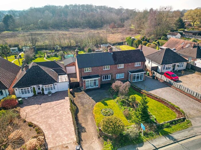 3 Bedroom Semi-Detached House For Sale In Bradgate Road, Newtown Linford, LE6