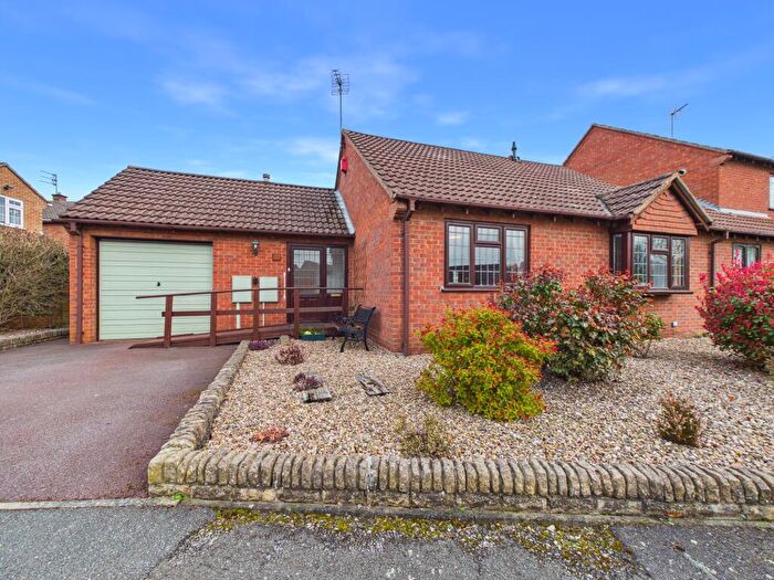 2 Bedroom Semi-Detached Bungalow For Sale In Willson Avenue, Littleover, DE23