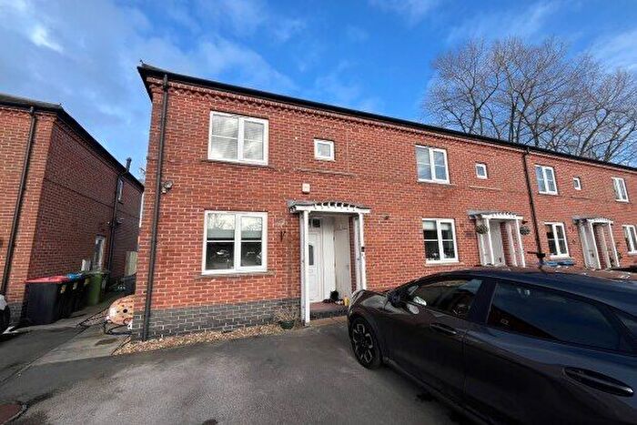3 Bedroom Property To Rent In Lyndale Court, Winsford, CW7