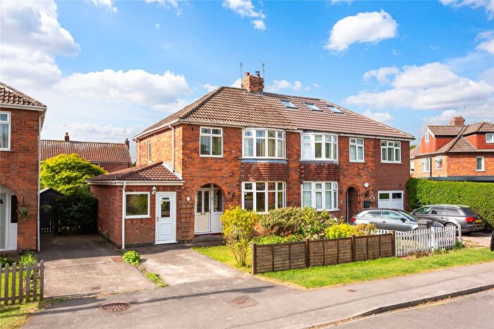 3 Bedroom Semi-Detached House For Sale In Whitestone Drive, York, North Yorkshire, YO31