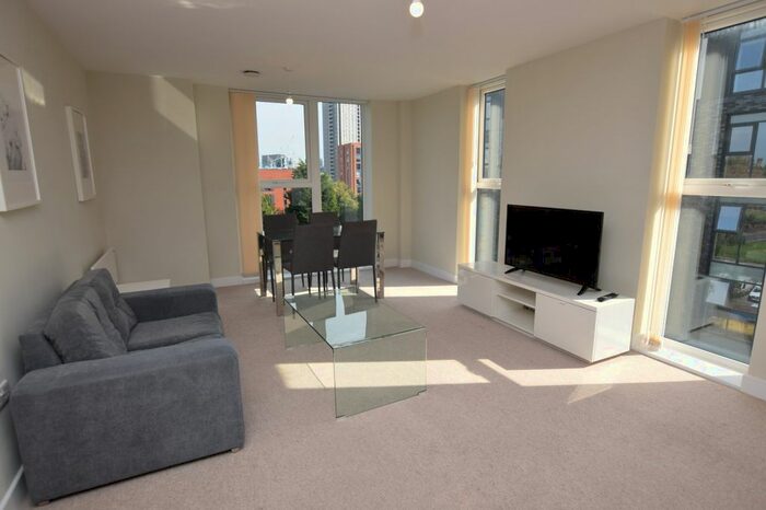 2 Bedroom Flat To Rent In Bridgewater Gate, Woden Street, Salford, M5