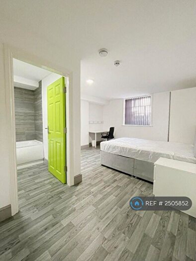 3 Bedroom Flat To Rent In Fishergate Hill, Preston, PR1