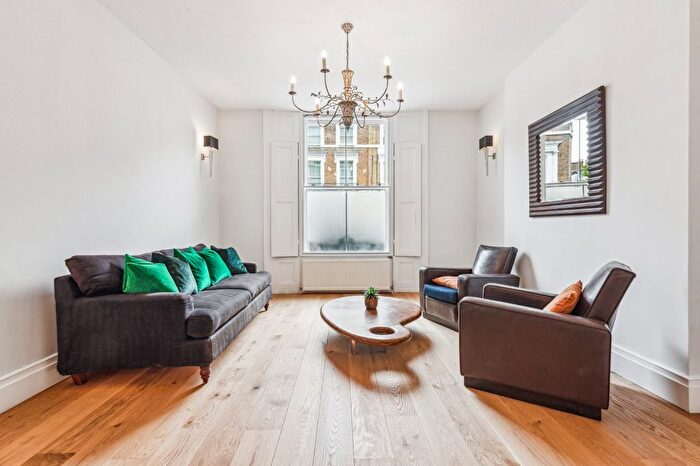 3 Bedroom Terraced House To Rent In Holland Road, High Street Kensington, W14