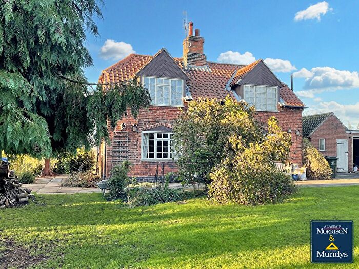 4 Bedroom Detached House For Sale In Manor Lane, Shelford, Nottingham, NG12