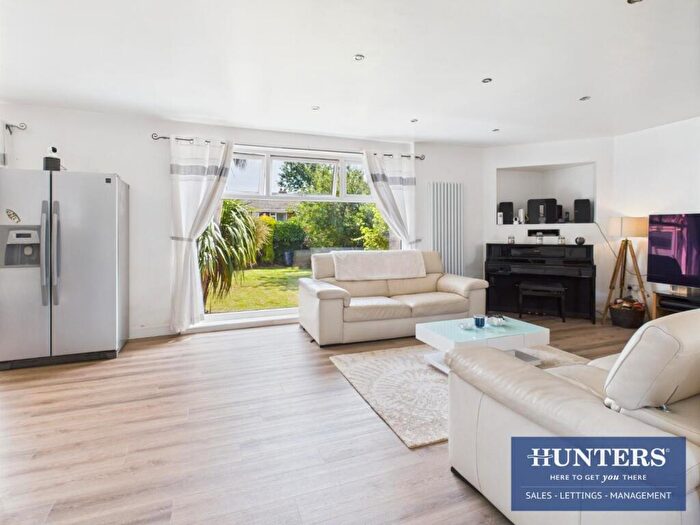 4 Bedroom Detached House For Sale In Meadow Lane, East Herrington, Sunderland, SR3