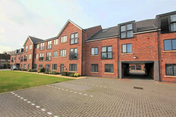 1 Bedroom Flat To Rent In Markfield Court, Leicester, LE4